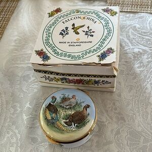 Vintage Stafordshire Porcelain Trinket Box In Excellent Condition! With box.